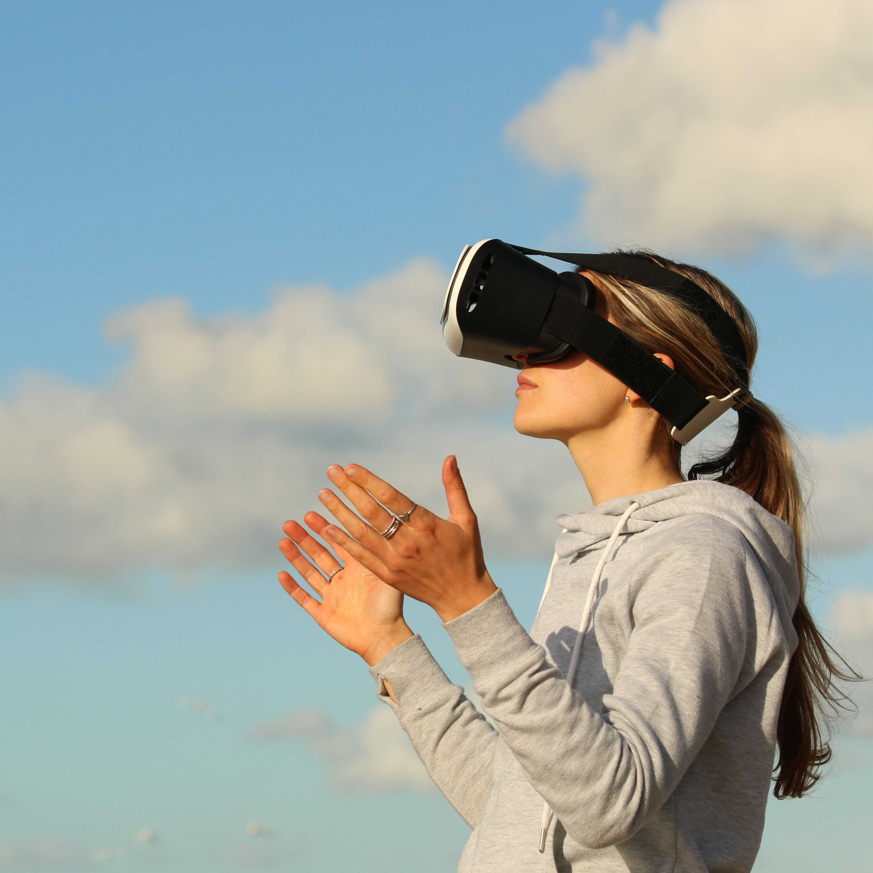 Virtual and Augmented Reality: Tools To Use