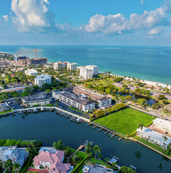 What Makes Naples the Luxury Capital of Florida?